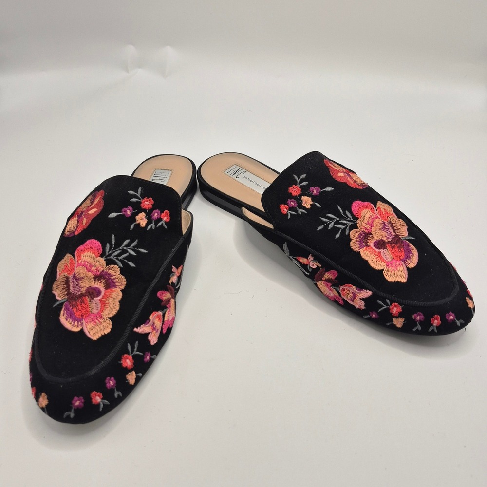 INC International Concepts Gannie 2 Floral Embroidered Mules Black Slides 7M